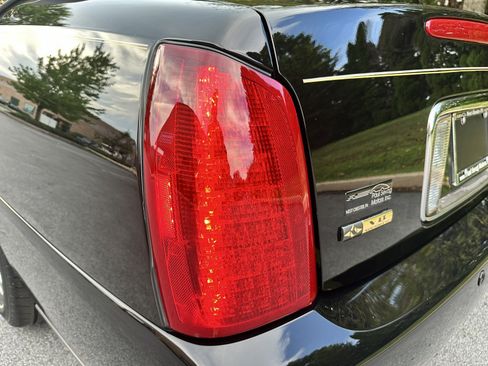 Used 2005 Cadillac De Ville w/ Limited Edition Package FWD image 94