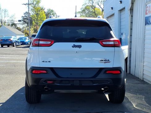 Used 2015 Jeep Cherokee Trailhawk w/ Leather Interior Group image 4
