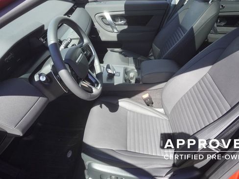 Used 2025 Land Rover Discovery Sport S image 19
