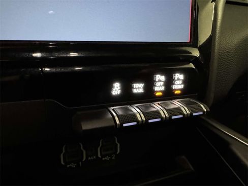 Used 2022 RAM 1500 Laramie w/ Sport Appearance Package image 25