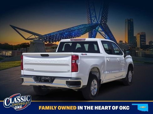 Used 2025 Chevrolet Silverado 1500 LT AWD/4WD image 7