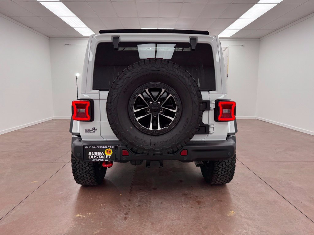 Used 2026 Jeep Wrangler Unlimited Rubicon AWD/4WD image 4