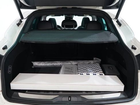 Used 2024 Maserati Levante GT Ultima image 36