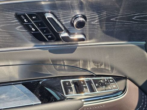 New 2026 Cadillac Lyriq Sport AWD/4WD image 22