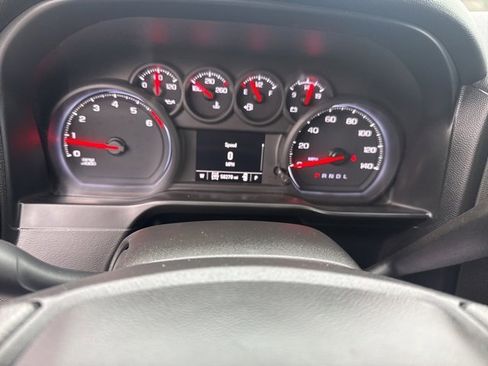 Used 2021 Chevrolet Silverado 2500 Custom w/ Custom Convenience Package image 13