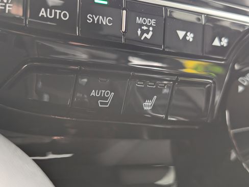 Certified 2024 Acura MDX FWD w/ Technology Package image 20