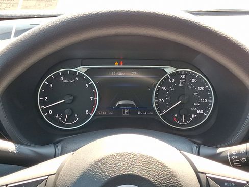 Certified 2024 Nissan Sentra SV image 22