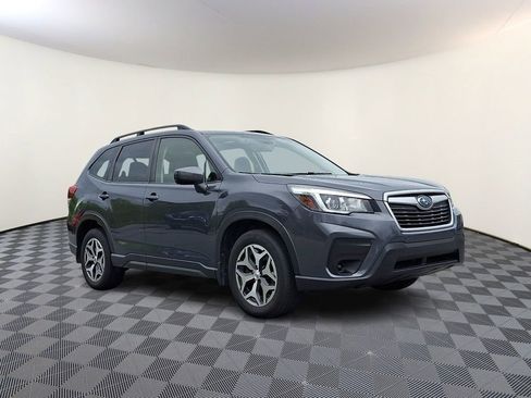 Used 2020 Subaru Forester Premium AWD/4WD image 1