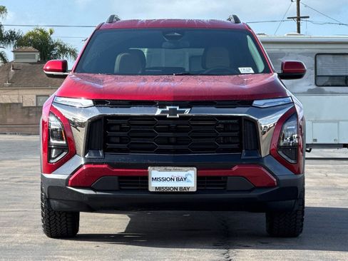 New 2025 Chevrolet Equinox ACTIV image 9