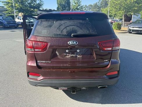 Used 2020 Kia Sorento FWD V6 image 4