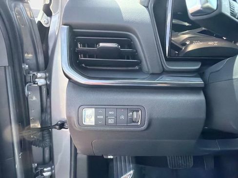 New 2026 GMC Terrain AT4 w/ Convenience Package III AWD/4WD image 30