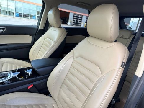 Used 2015 Ford Edge SEL w/ Equipment Group 201A AWD/4WD image 25