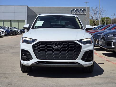 Used 2023 Audi Q5 2.0T Premium Plus w/ Premium Plus Package image 4