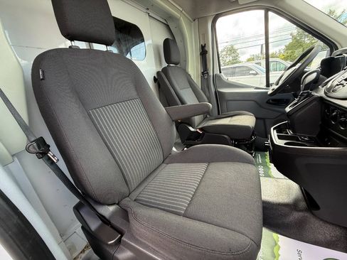 Used 2015 Ford Transit 250 138 w/ Interior Upgrade Package RWD image 28