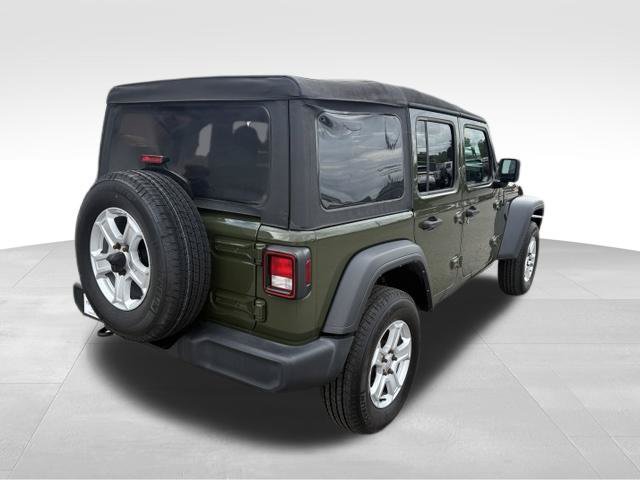 Used 2022 Jeep Wrangler Unlimited Sport AWD/4WD image 2
