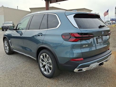 Used 2026 BMW X5 xDrive50e image 6