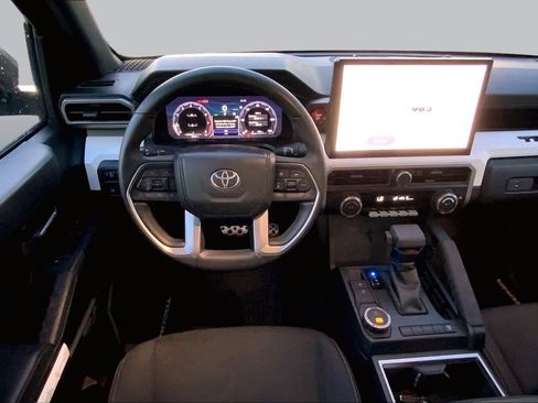 Used 2024 Toyota Tacoma TRD Sport RWD image 6