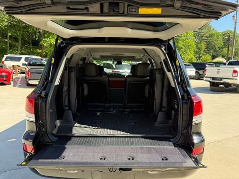 Used 2015 Lexus LX 570 4WD image 72