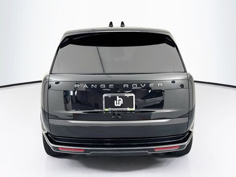 Used 2025 Land Rover Range Rover SE AWD/4WD image 6