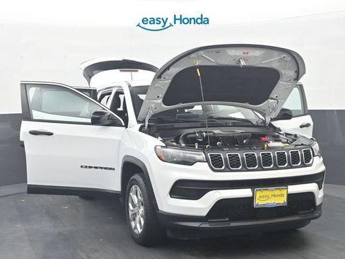 Used 2024 Jeep Compass Sport AWD/4WD image 35