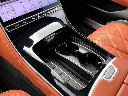Used 2024 Mercedes-Benz Maybach S 580 4MATIC image 23