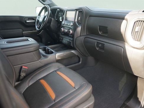 Used 2019 GMC Sierra 1500 AT4 w/ AT4 Premium Package AWD/4WD image 17