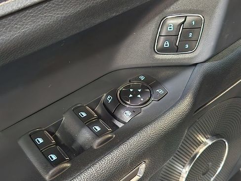 Used 2022 Ford Expedition XLT AWD/4WD image 44