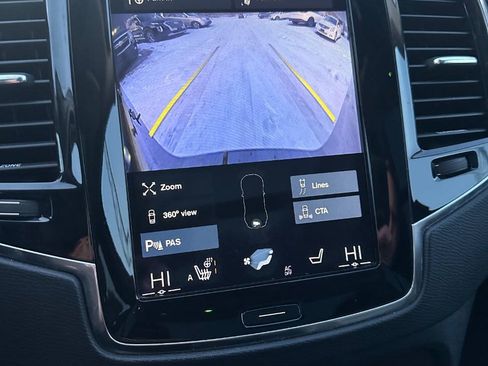 Used 2016 Volvo XC90 T6 Momentum w/ Momentum Plus Package AWD/4WD image 27