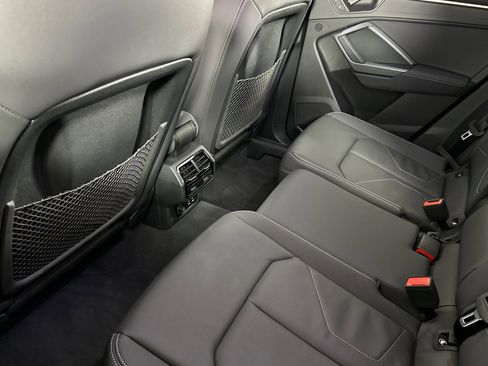 Used 2025 Audi Q3 2.0T Premium image 11