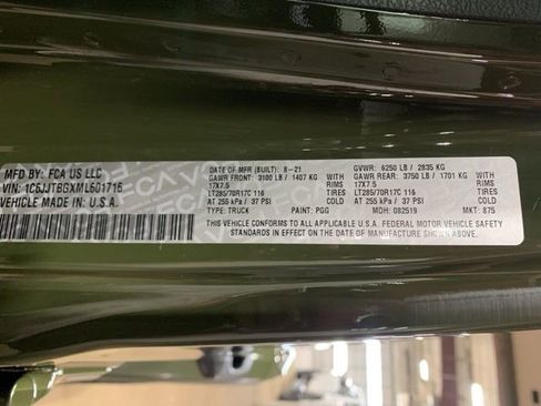 Used 2021 Jeep Gladiator Rubicon image 11