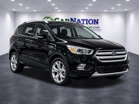 Used 2019 Ford Escape Titanium AWD/4WD image 1