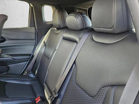 New 2026 Jeep Compass Latitude image 15