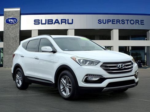 Used 2018 Hyundai Santa Fe Sport image 1