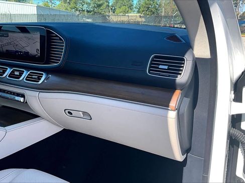 Used 2024 Mercedes-Benz GLE 350 4MATIC image 18