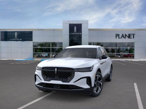 New 2025 Lincoln Nautilus Premier w/ Jet Appearance Package image 2