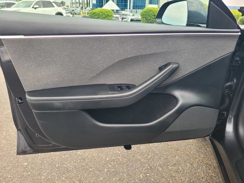 Used 2025 Tesla Model 3 RWD image 19