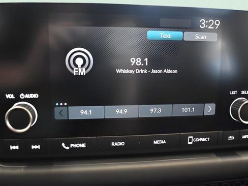 Used 2025 Honda HR-V LX image 28