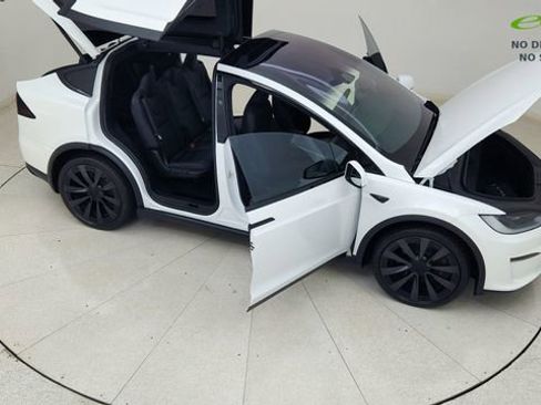Used 2024 Tesla Model X AWD/4WD image 86