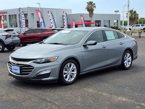 Used 2023 Chevrolet Malibu LT FWD image 3