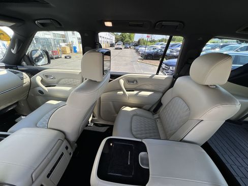Used 2023 INFINITI QX80 Sensory w/ Cargo Package AWD/4WD image 4