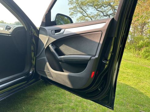 Used 2009 Audi A4 2.0T Premium image 4