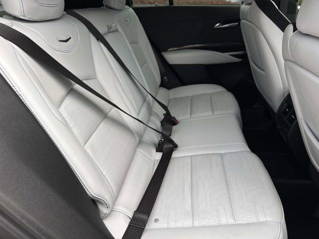Certified 2024 Cadillac XT4 Sport FWD image 10