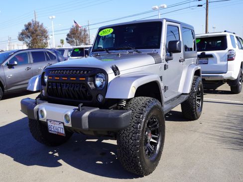 Used 2015 Jeep Wrangler Sahara image 5