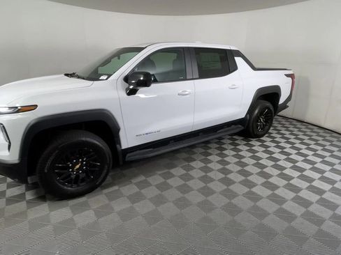 New 2024 Chevrolet Silverado EV W/T image 5