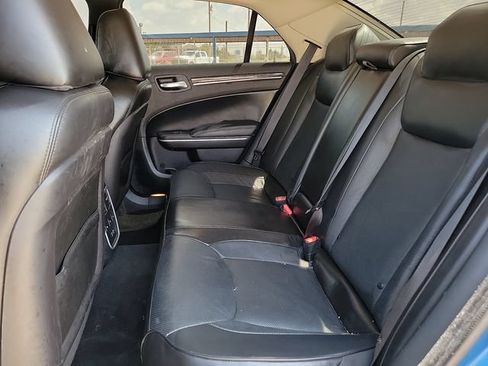 Used 2023 Chrysler 300 Touring L w/ Comfort Group RWD image 8