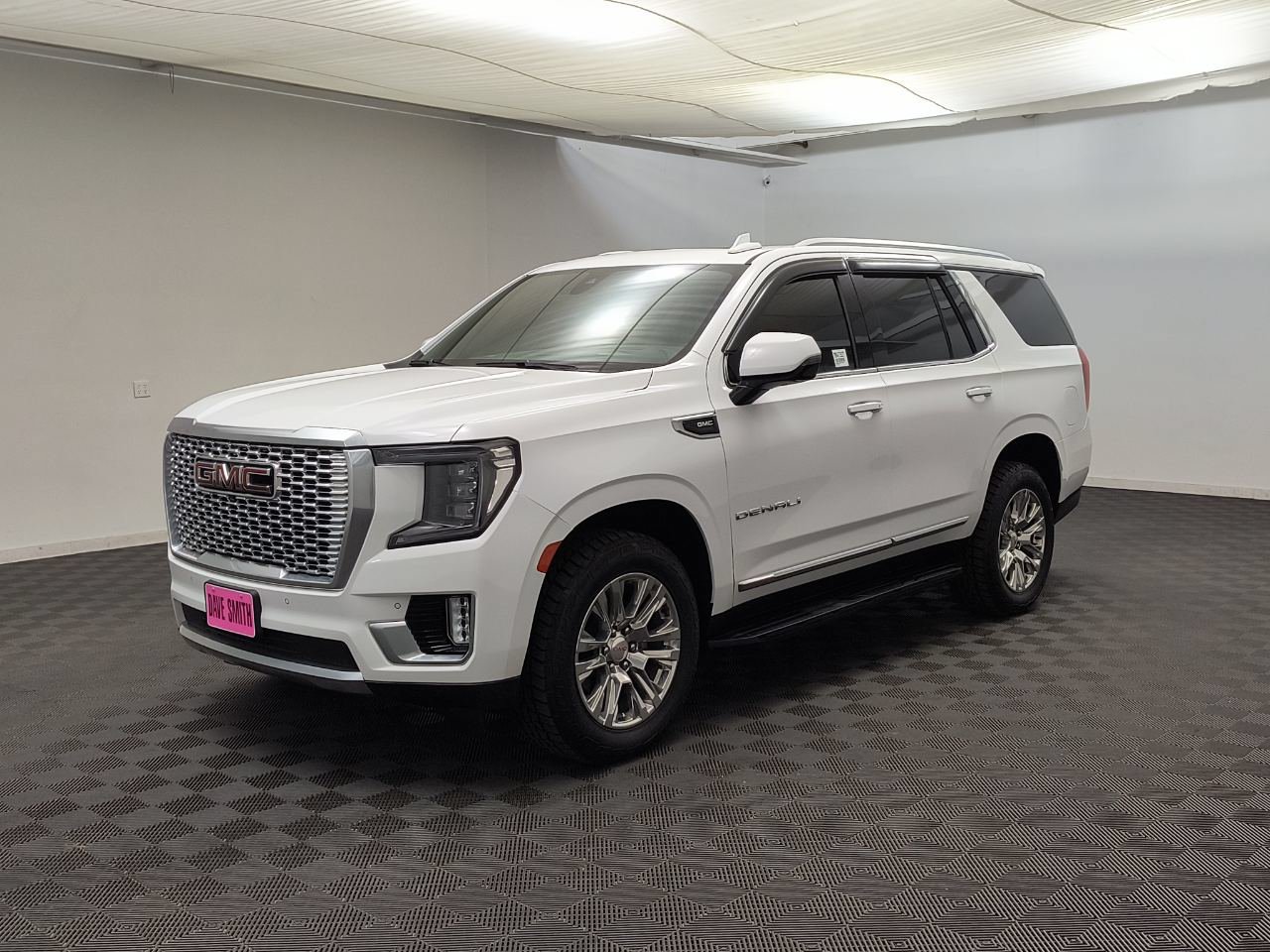 Used 2021 GMC Yukon Denali AWD/4WD image 1