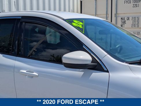 Used 2020 Ford Escape SE FWD image 11