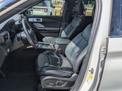 Used 2020 Ford Explorer ST w/ ST Street Pack AWD/4WD image 7
