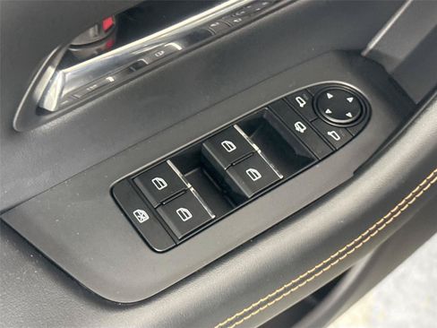 Used 2025 MAZDA CX-90 Plug-In Hybrid w/ Premium Plus AWD/4WD image 31