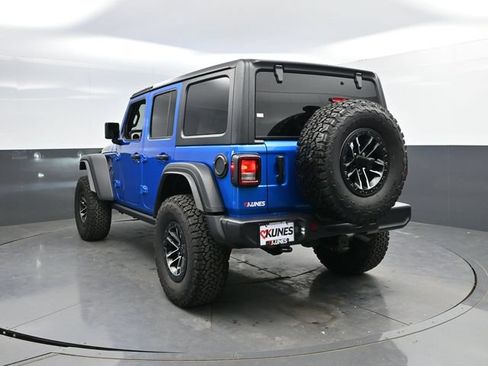 Used 2025 Jeep Wrangler Unlimited Sport AWD/4WD image 10